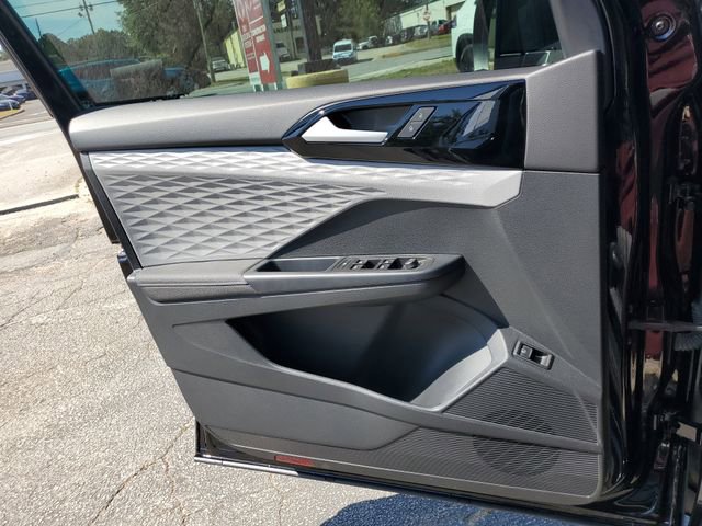 Certified 2024 Volkswagen Taos S FWD image 29