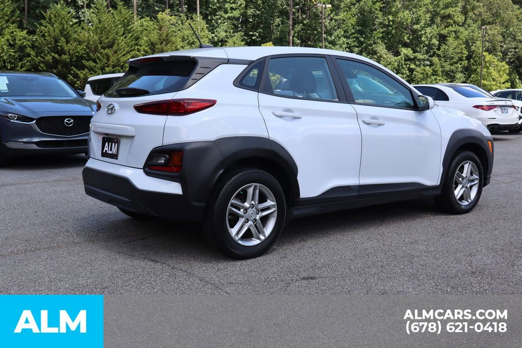 Used 2021 Hyundai Kona SE image 5