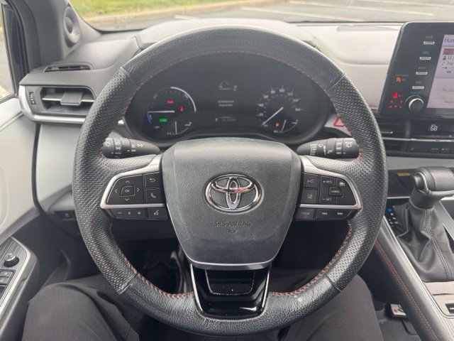 Used 2023 Toyota Sienna XSE w/ XSE Plus Package FWD image 23