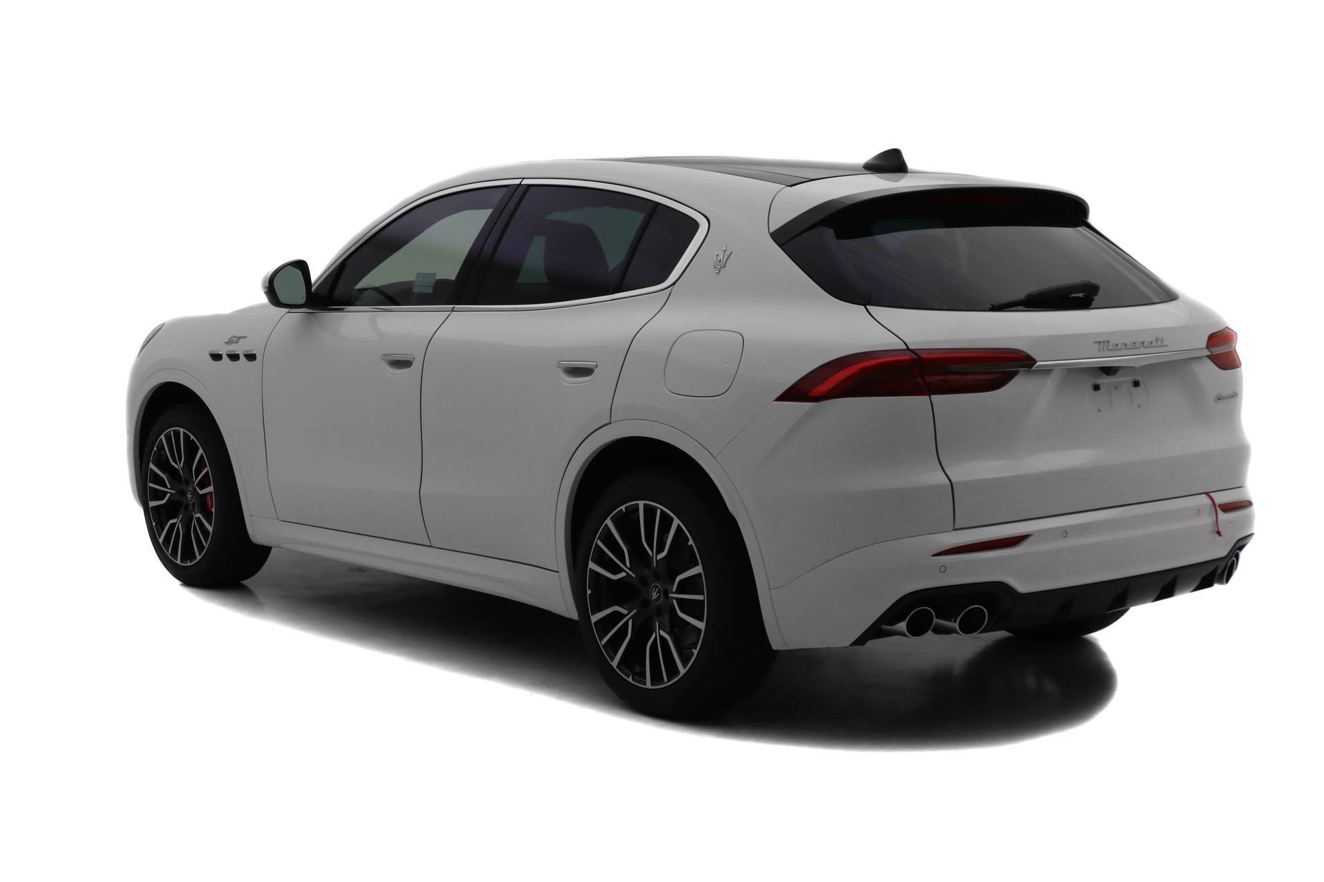 New 2024 Maserati Grecale GT image 5