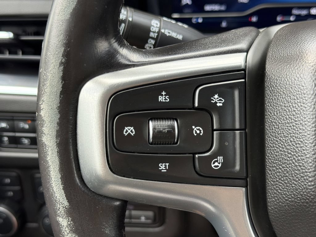 Used 2022 Chevrolet Tahoe LT w/ Luxury Package AWD/4WD image 10