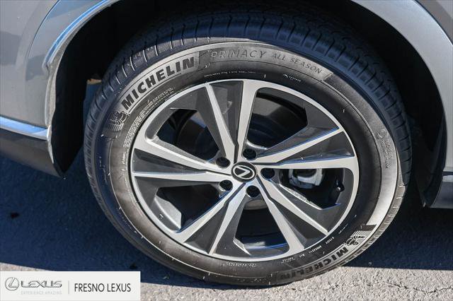 Certified 2023 Lexus RX 350 Premium w/ Cold Area Package AWD/4WD image 8