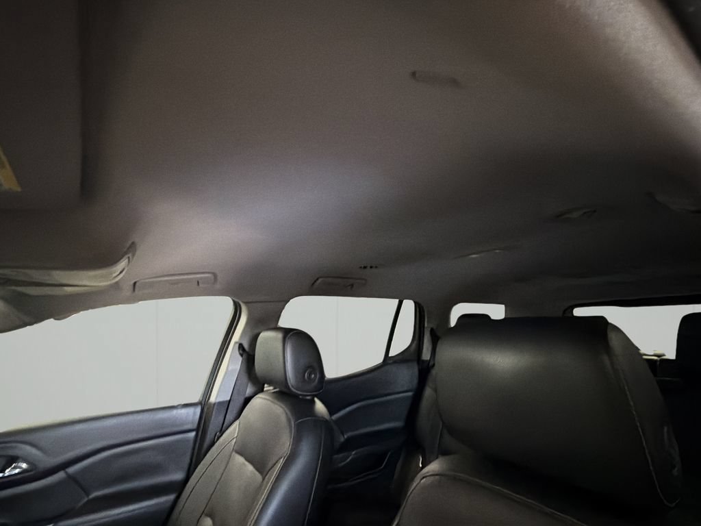 Used 2017 GMC Acadia SLT AWD/4WD image 14