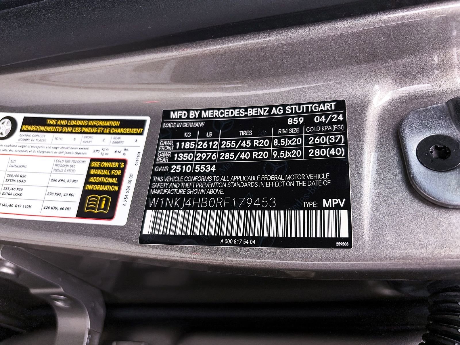 Used 2024 Mercedes-Benz GLC 300 4MATIC w/ AMG Line image 38