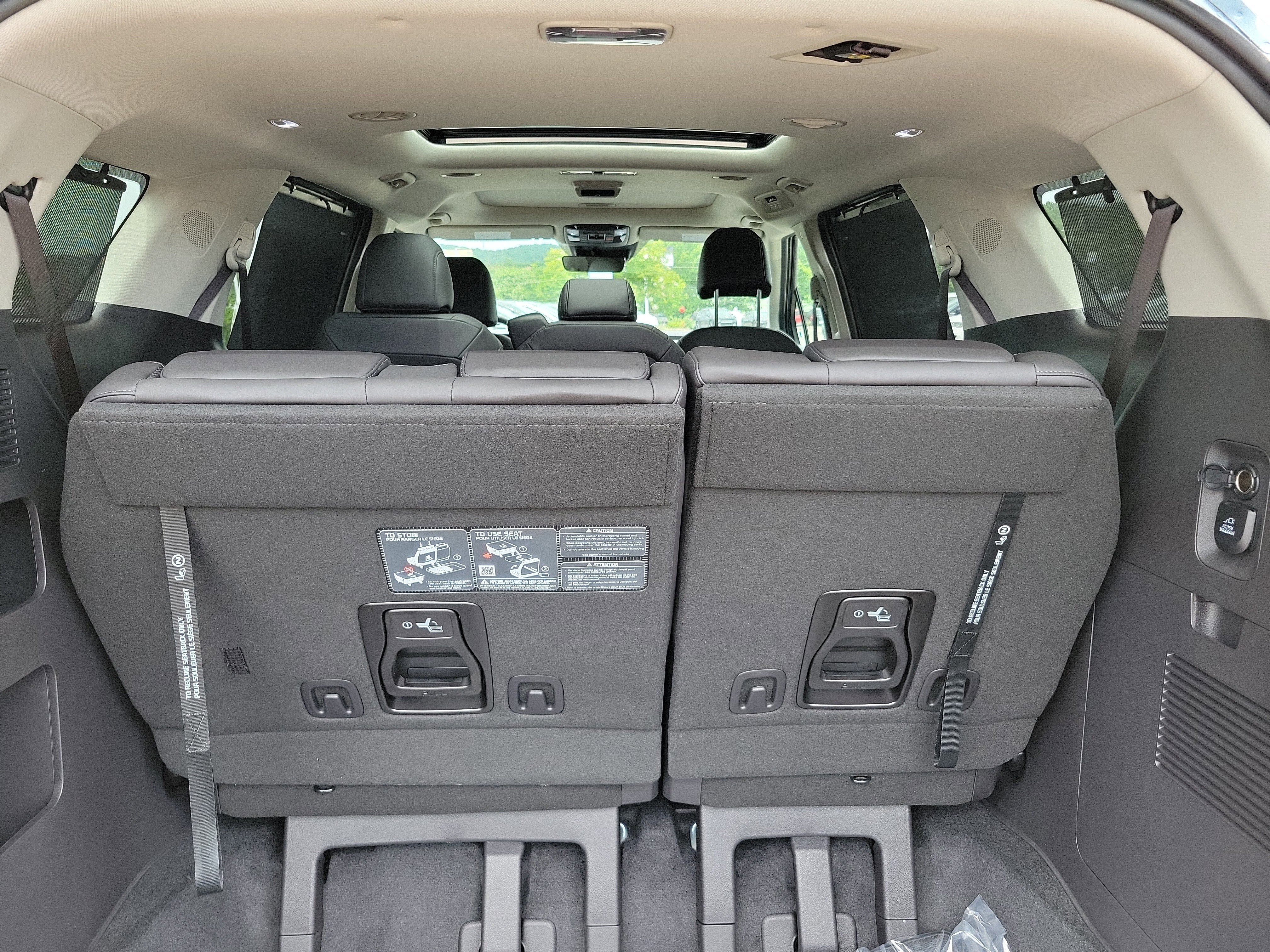 New 2026 Kia Carnival SX image 28