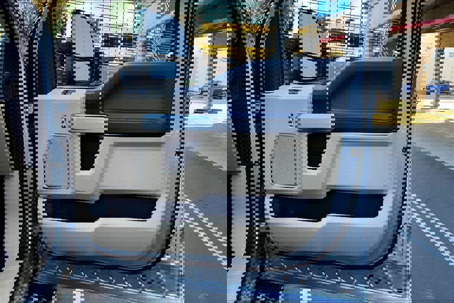 Used 2021 Ford F250 Lariat w/ Lariat Ultimate Package image 22