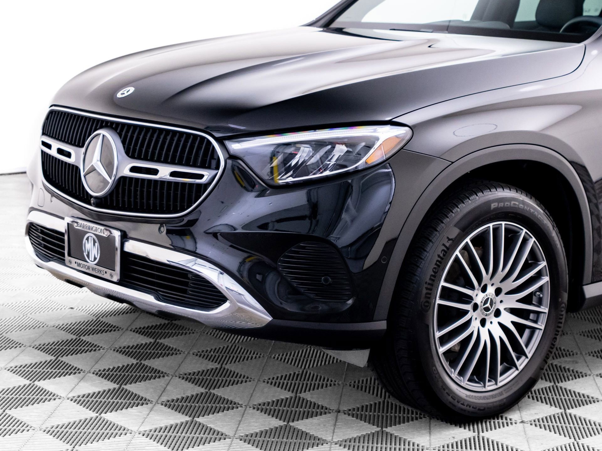 Used 2024 Mercedes-Benz GLC 300 4MATIC image 38