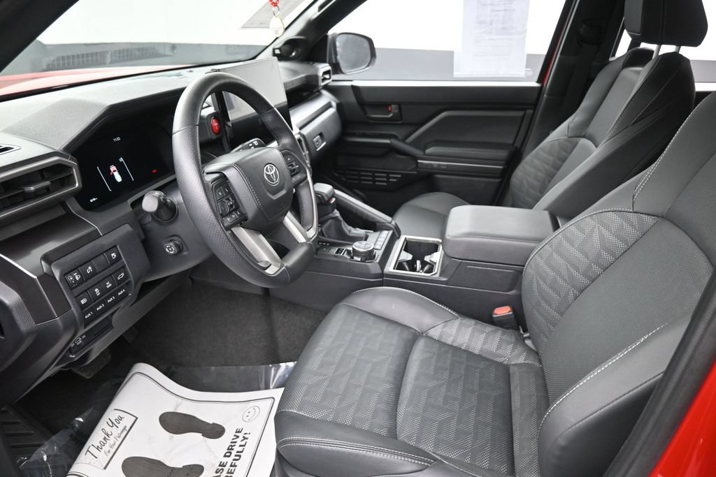 Used 2025 Toyota 4Runner TRD Off-Road Premium w/ Tow Technology Package AWD/4WD image 23
