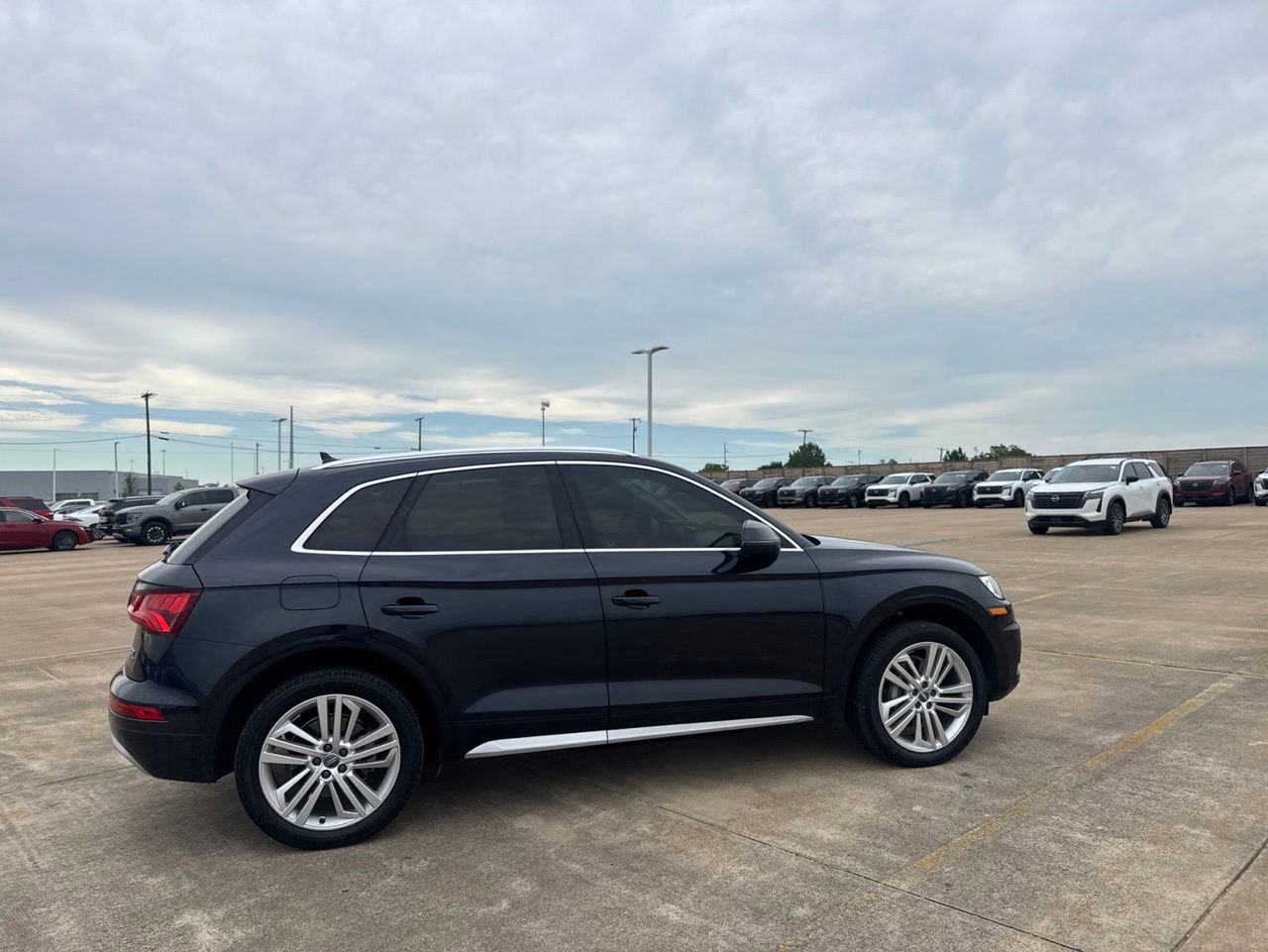 Used 2018 Audi Q5 2.0T Premium Plus AWD/4WD image 23