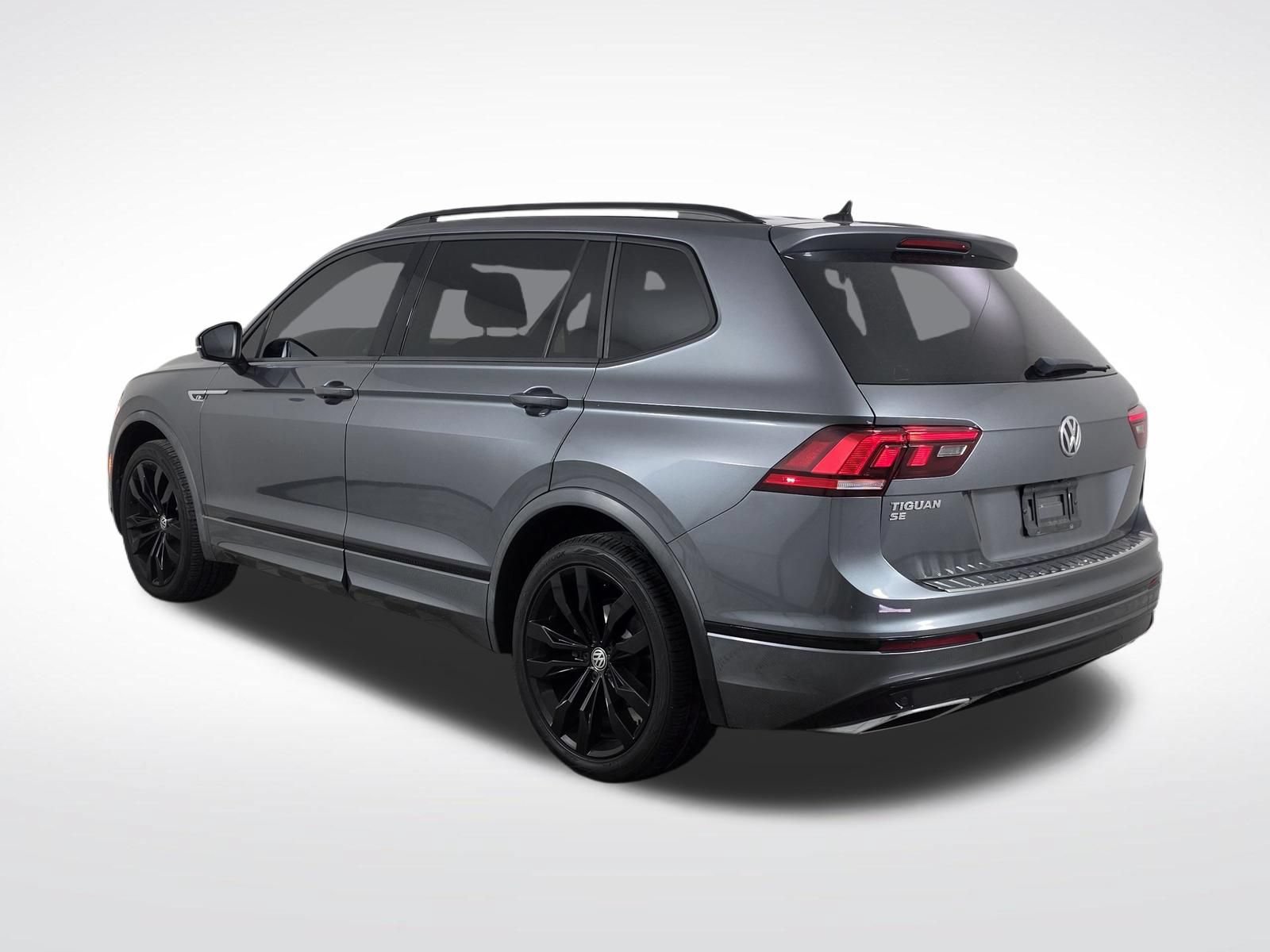 Used 2020 Volkswagen Tiguan SE R-Line FWD image 37