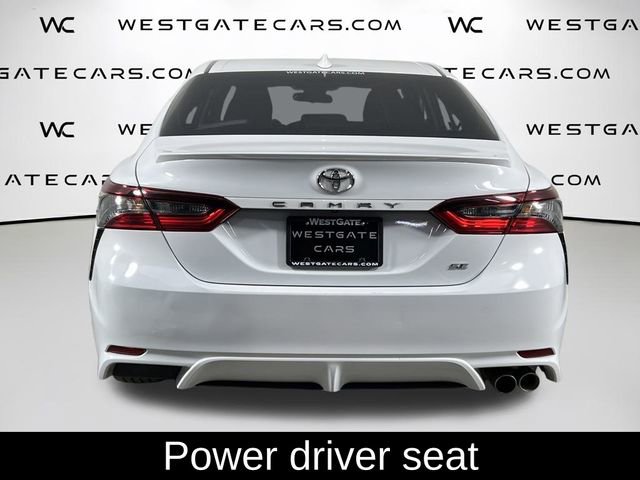 Used 2024 Toyota Camry SE image 4