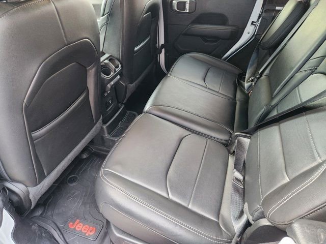 Used 2023 Jeep Wrangler Unlimited Sahara w/ Cold Weather Group image 31