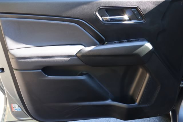 Used 2024 Chevrolet Colorado LT w/ LT Convenience Package III AWD/4WD image 17