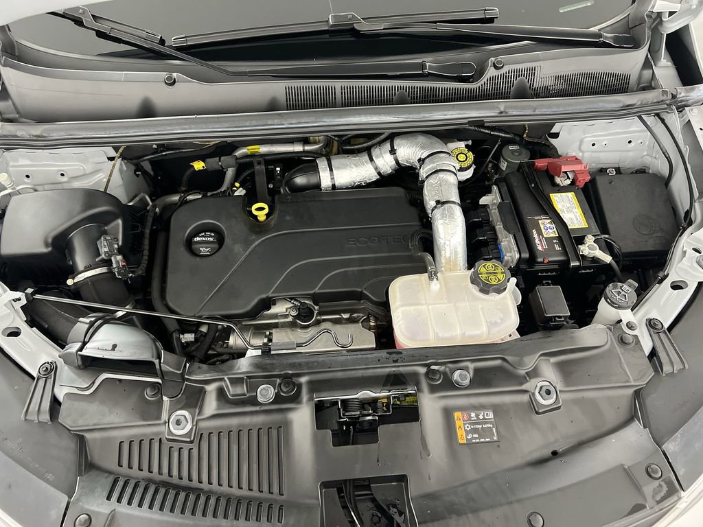 Used 2022 Chevrolet Trax LT w/ LT Convenience Package image 29