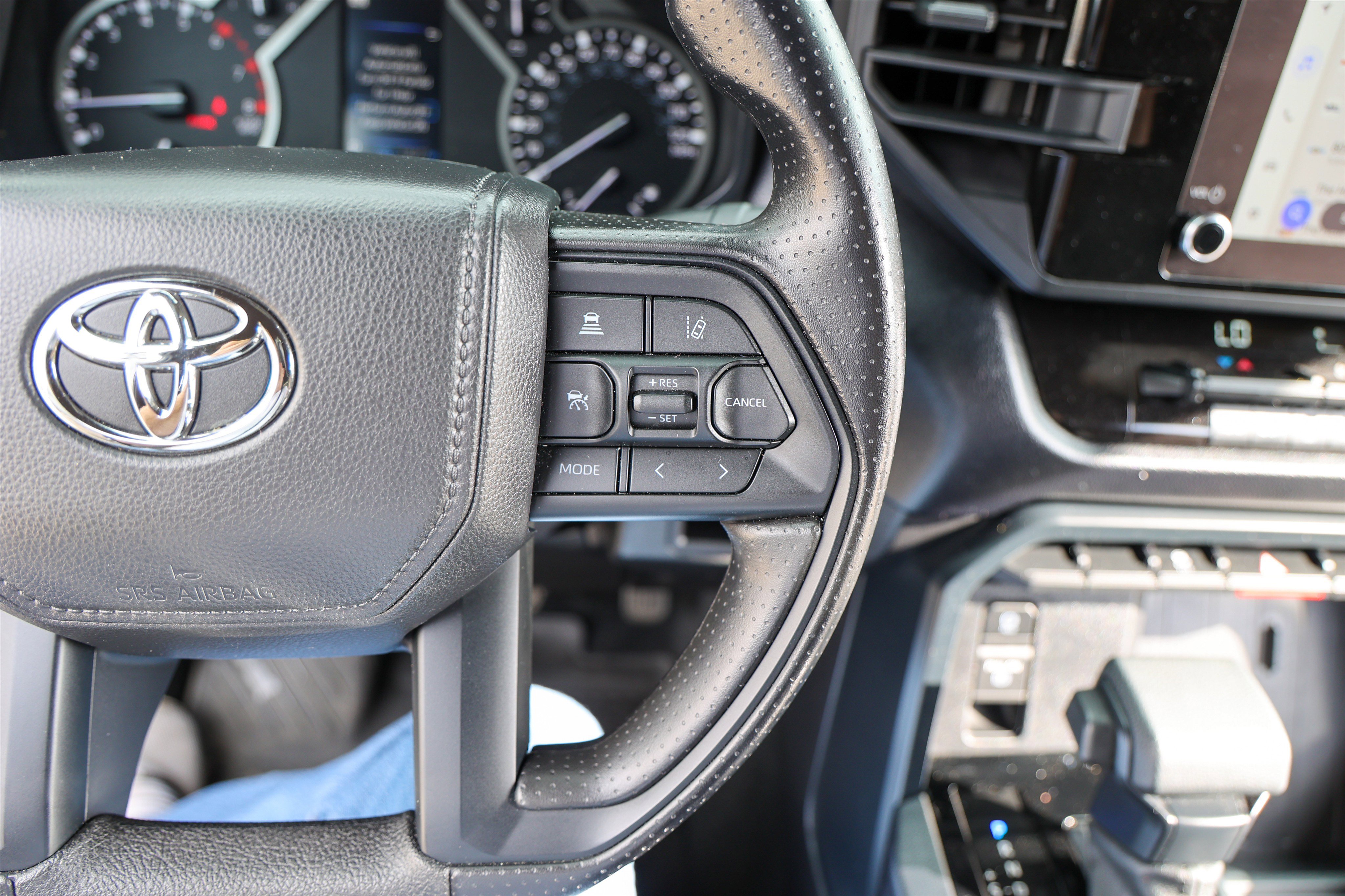 Used 2025 Toyota Tundra SR w/ SR Tow Package image 18