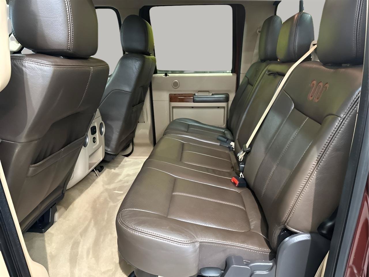 Used 2015 Ford F350 King Ranch w/ FX4 Off-Road Package AWD/4WD image 14