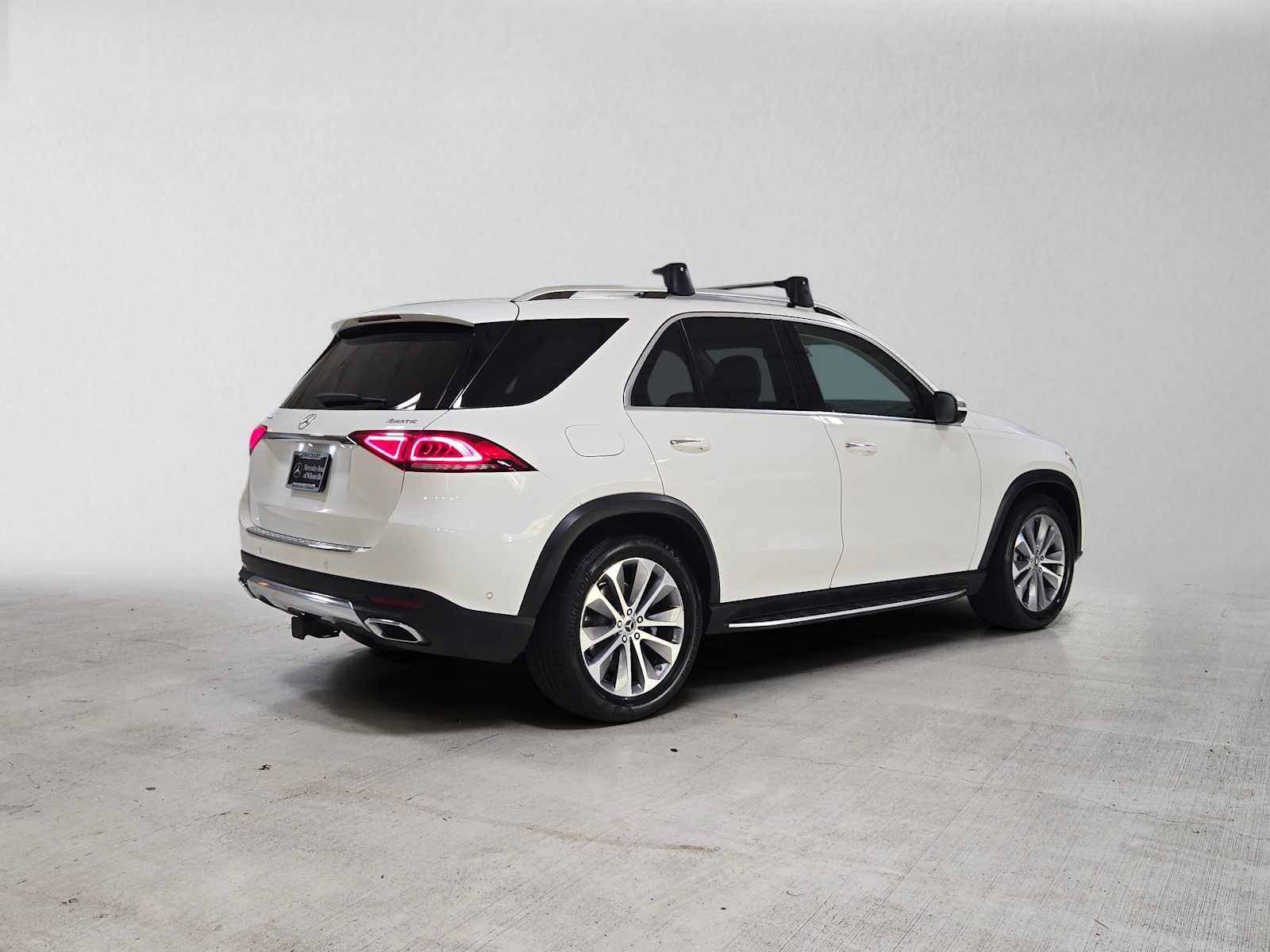 Used 2020 Mercedes-Benz GLE 350 4MATIC image 3