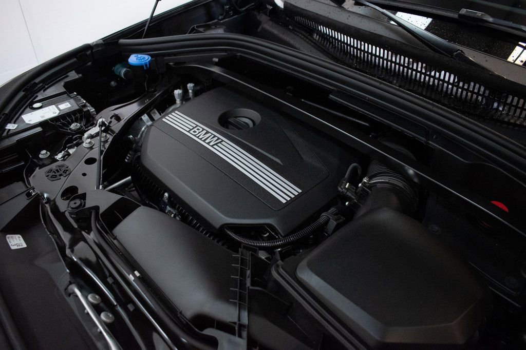 New 2026 BMW X1 xDrive28i w/ Convenience Package image 10
