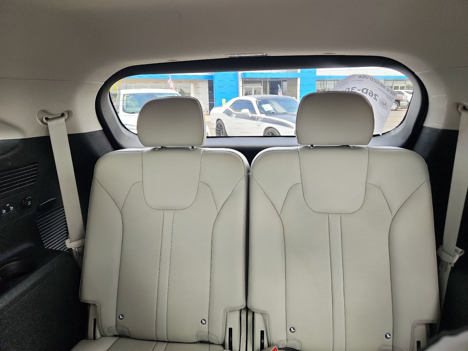 Used 2024 Kia Sorento EX w/ Panoramic Sunroof Package FWD image 9