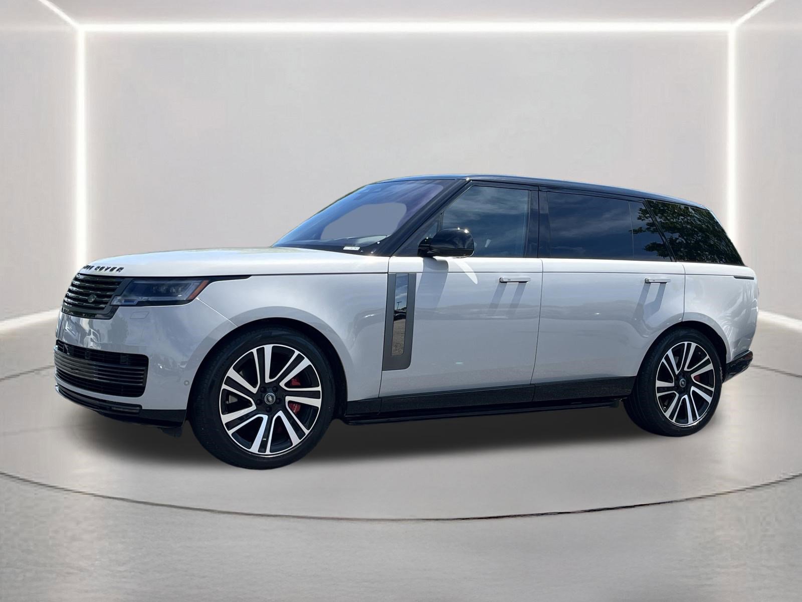 Used 2023 Land Rover Range Rover SV AWD/4WD image 20