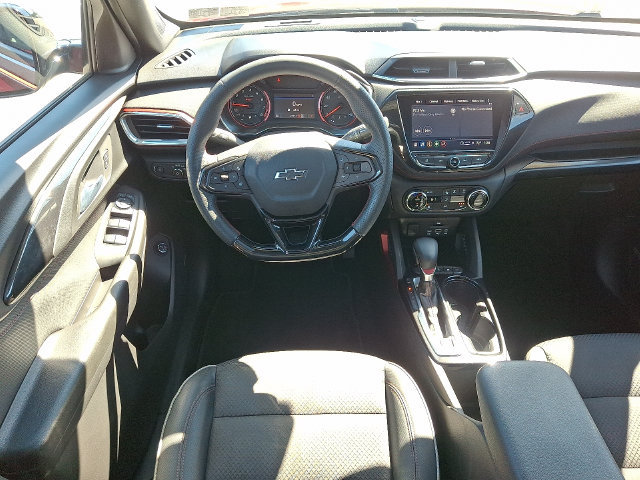 Used 2023 Chevrolet TrailBlazer RS w/ Sun and Liftgate Package AWD/4WD image 11