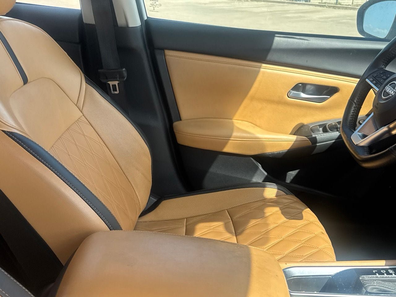 Certified 2025 Nissan Sentra SV w/ SV Premium Package FWD image 31