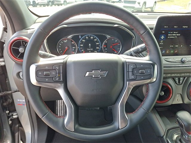 Used 2025 Chevrolet Blazer RS image 15