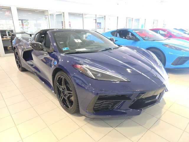 Used 2025 Chevrolet Corvette Stingray Coupe w/ 1LT image 1