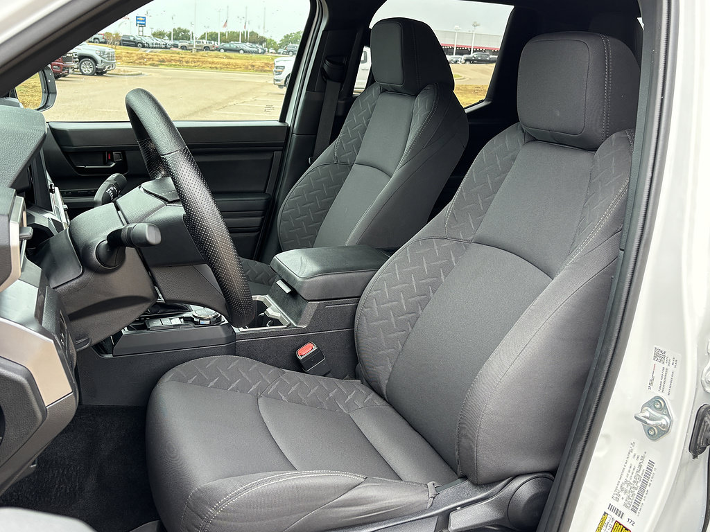 Certified 2026 Toyota Tacoma SR5 AWD/4WD image 12