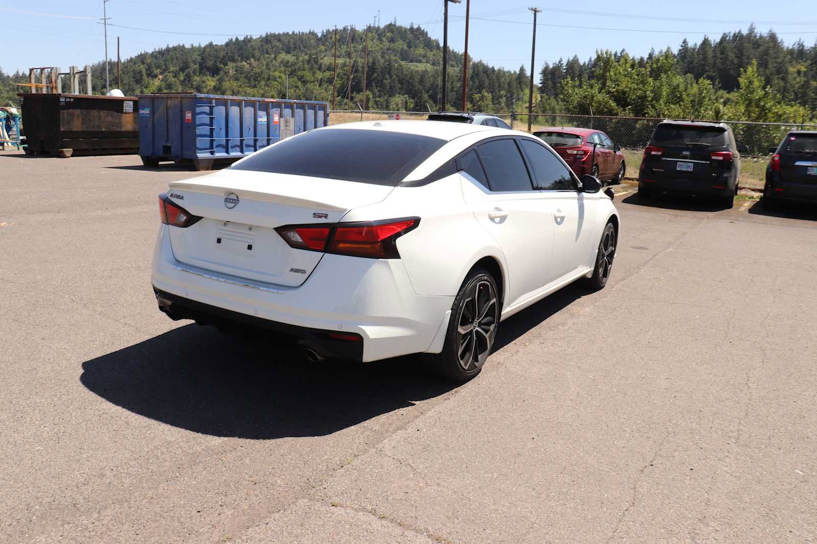 Used 2023 Nissan Altima 2.5 SR w/ SR Premium Package AWD/4WD image 5