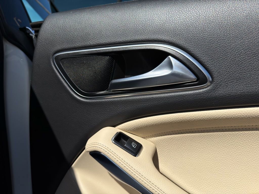 Used 2019 Mercedes-Benz CLA 250 image 36