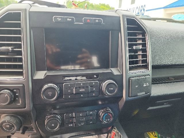 Used 2019 Ford F150 XLT w/ Equipment Group 302A Luxury AWD/4WD image 22