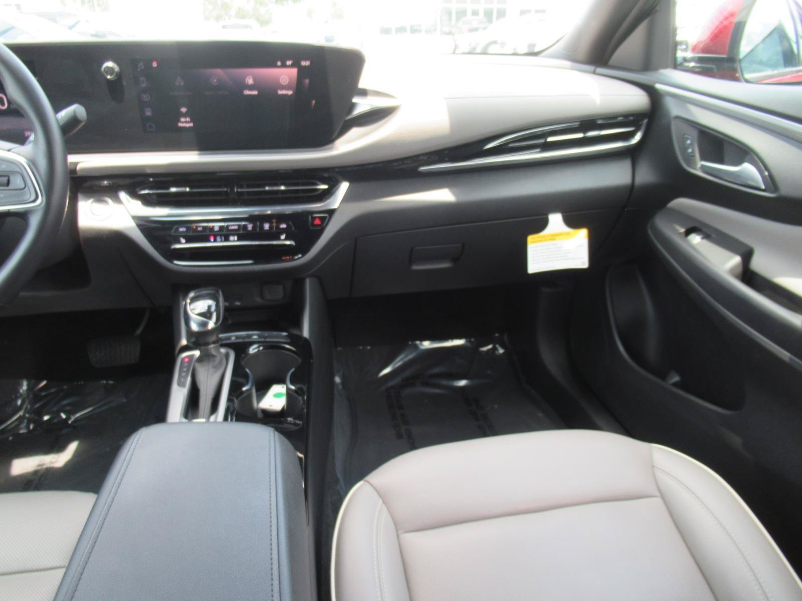 Certified 2024 Buick Envista Avenir FWD image 14