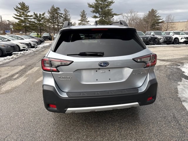 Used 2023 Subaru Outback Limited image 24