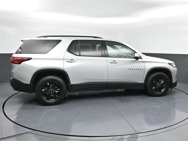 Used 2022 Chevrolet Traverse LT FWD image 30
