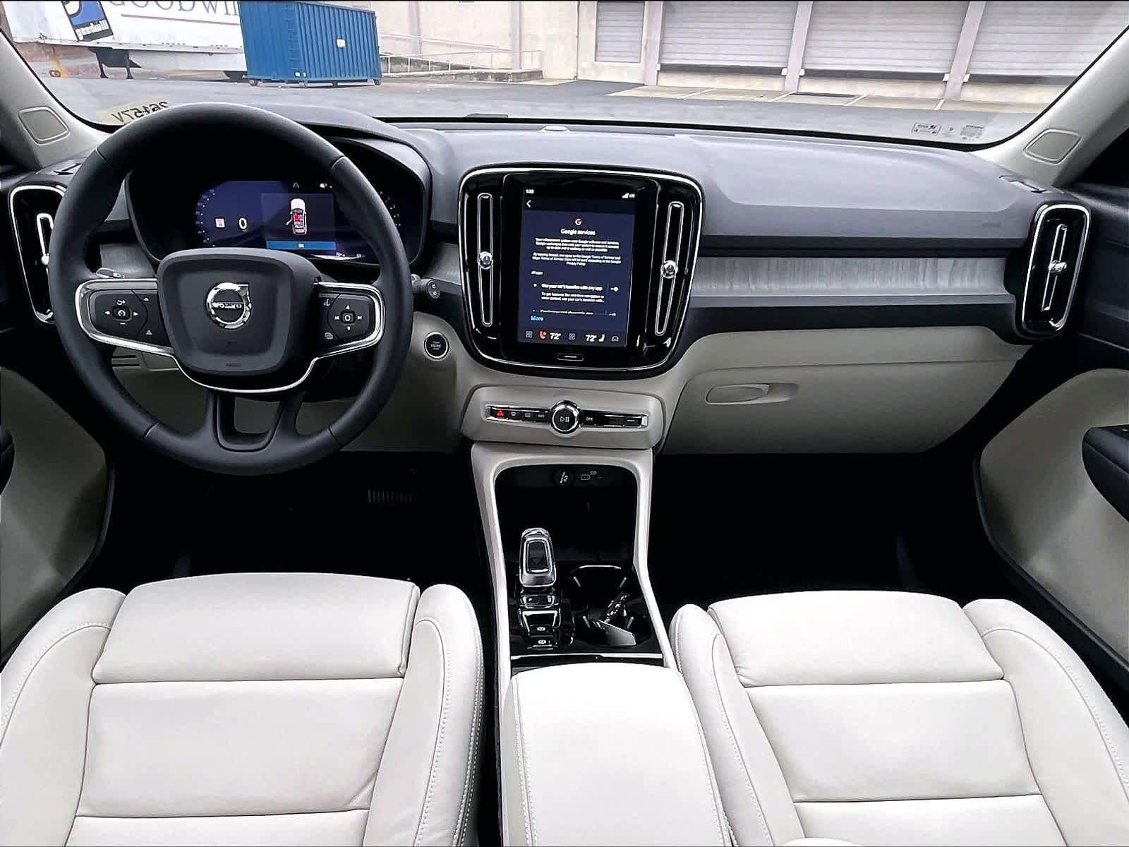 New 2026 Volvo XC40 B5 Plus w/ Protection Package Premier AWD/4WD image 7