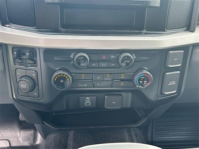 New 2025 Ford F350 XL w/ XL Chrome Package image 23