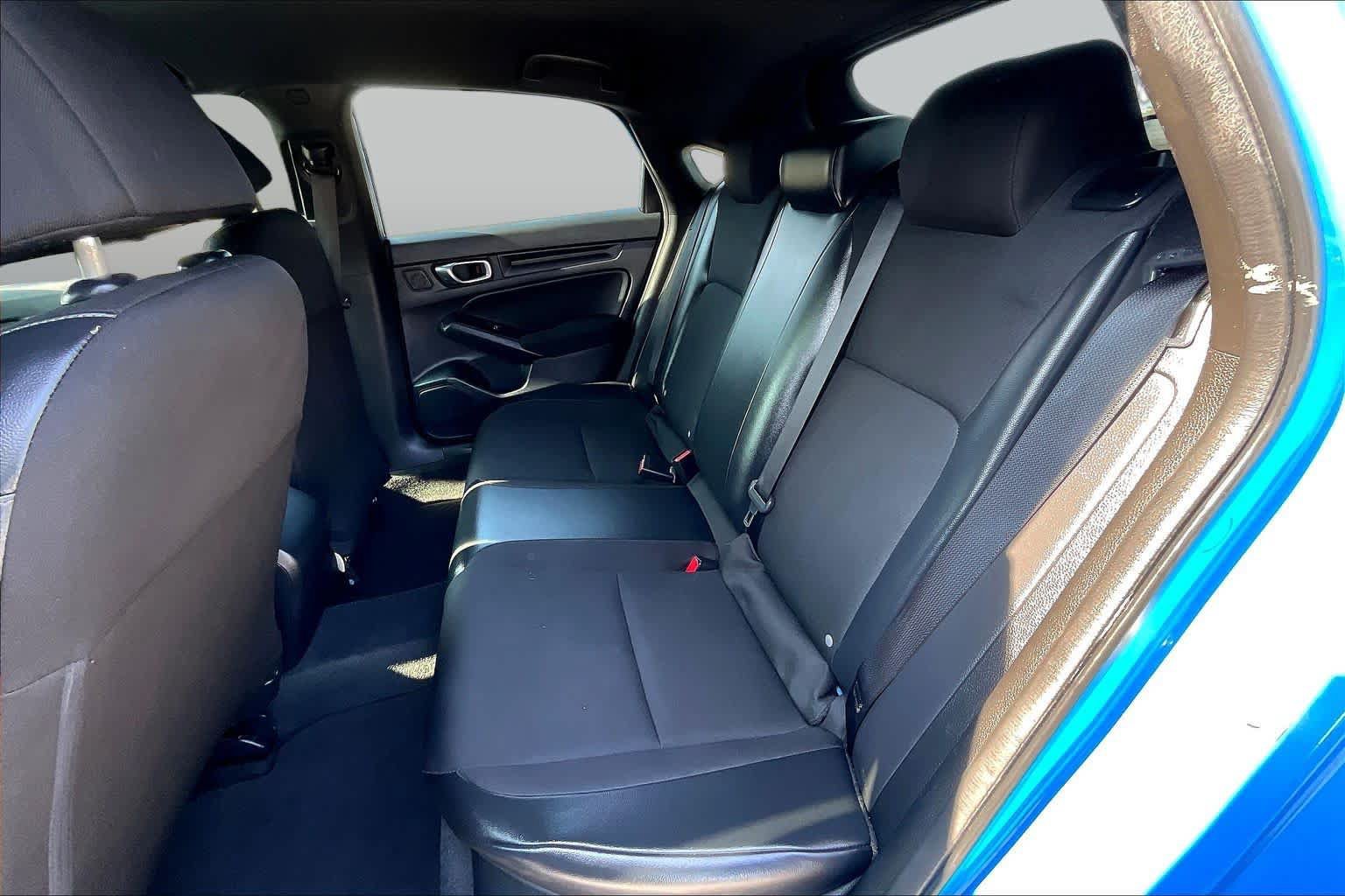 Used 2023 Honda Civic Sport image 19