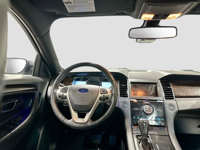 Used 2014 Ford Taurus Limited w/ Equipment Group 301A FWD image 22