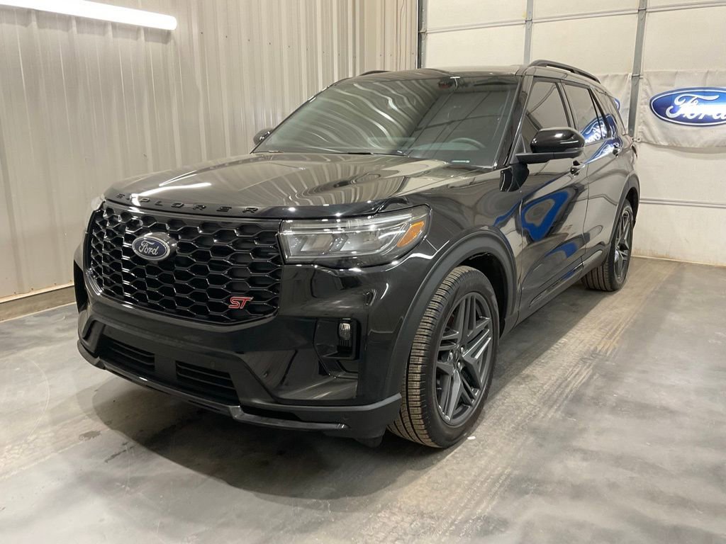 Used 2025 Ford Explorer ST w/ Sun And Sound Package image 3