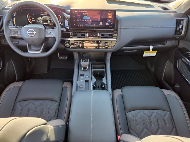 New 2026 Nissan Pathfinder Platinum FWD image 16