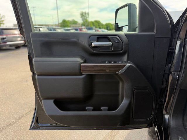 Used 2023 Chevrolet Silverado 2500 LT w/ True North Edition AWD/4WD image 11