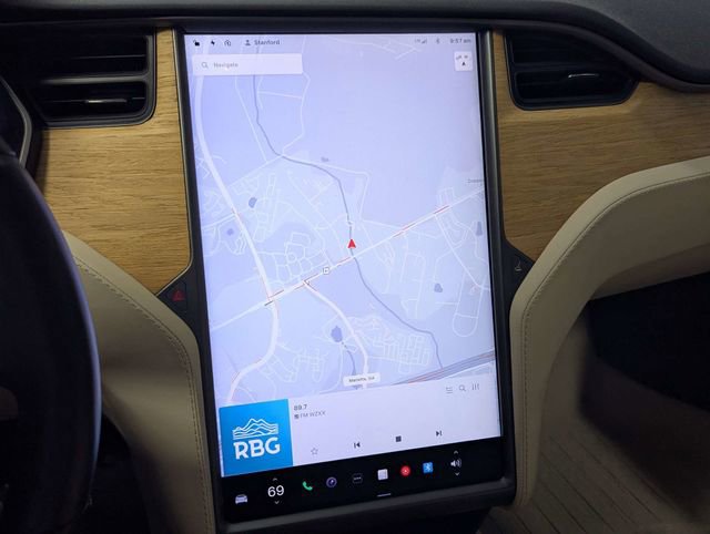 Used 2019 Tesla Model S Standard Range image 15