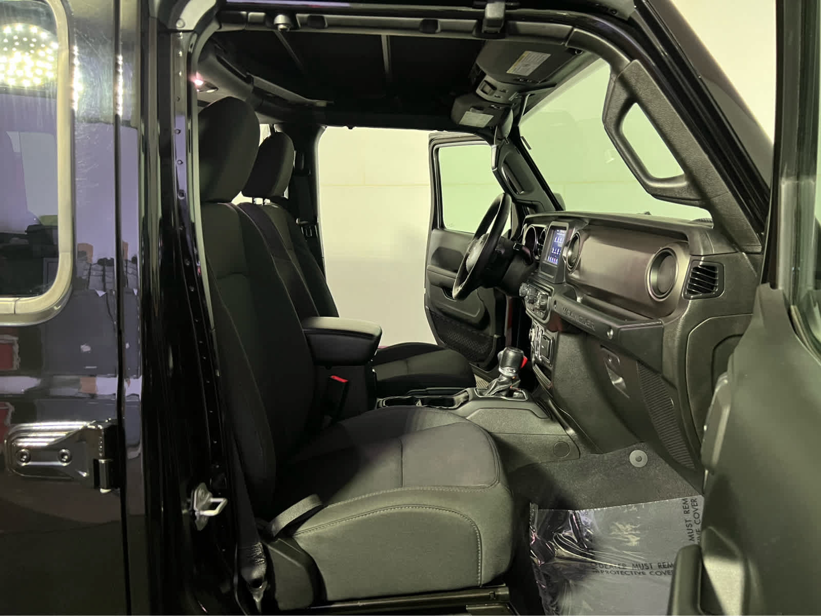 Used 2018 Jeep Wrangler Unlimited Sport S AWD/4WD image 27