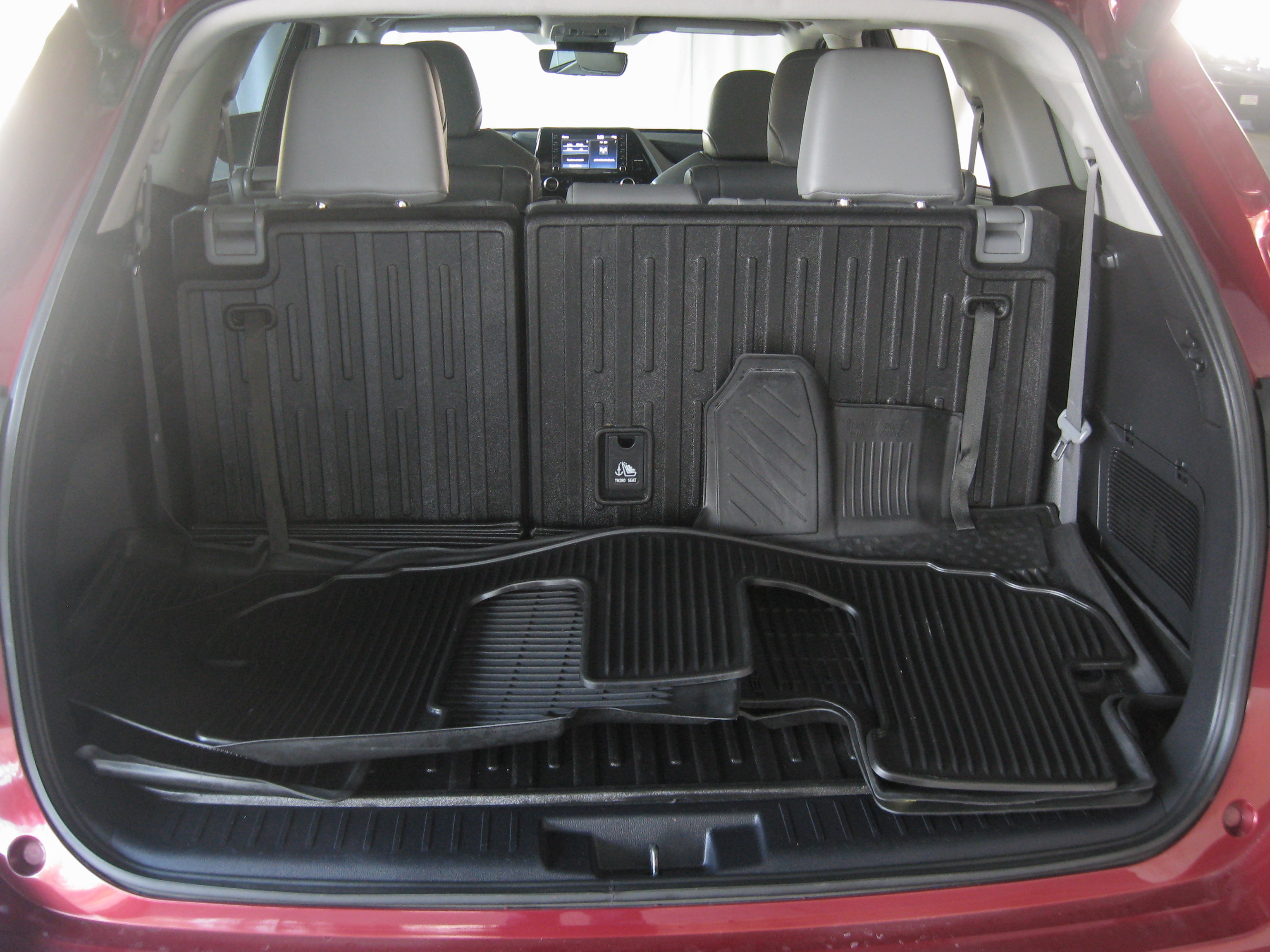 Used 2022 Toyota Highlander XLE image 23