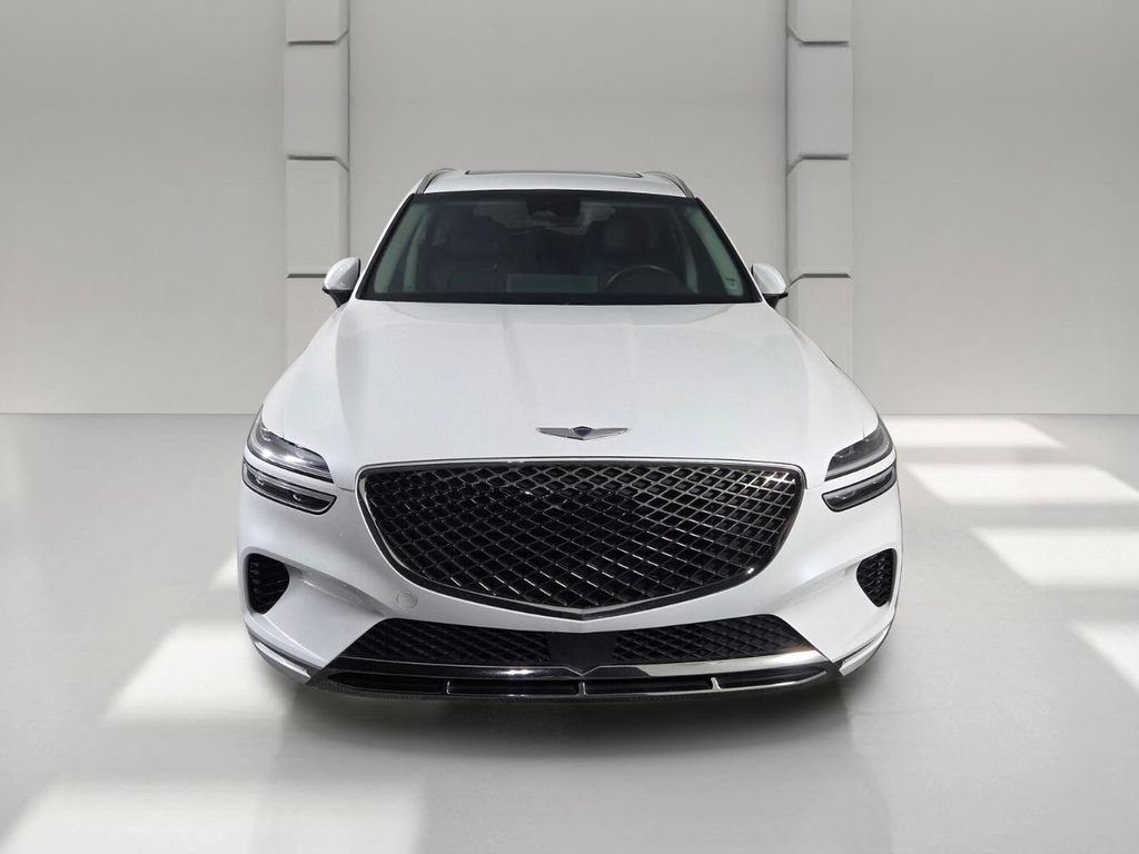 Used 2023 Genesis GV70 2.5T w/ Select Package AWD/4WD image 3