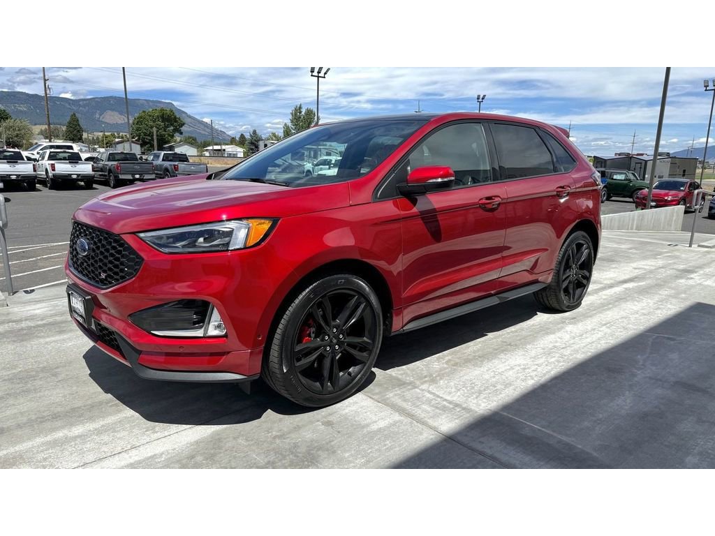 Used 2024 Ford Edge ST w/ Equipment Group 401A AWD/4WD image 3