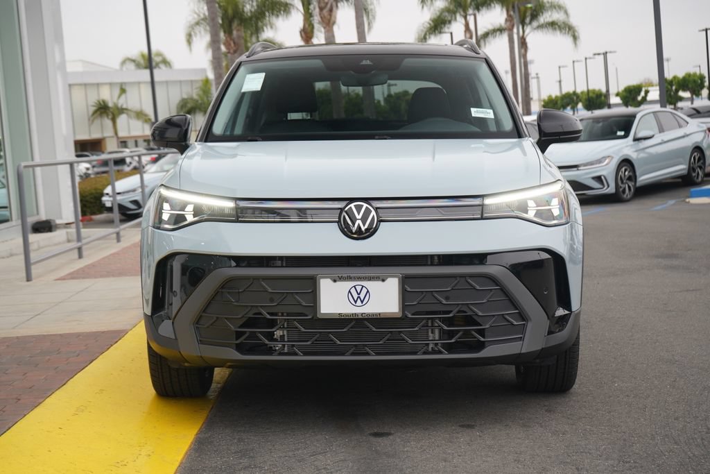 New 2026 Volkswagen Taos SE FWD image 5