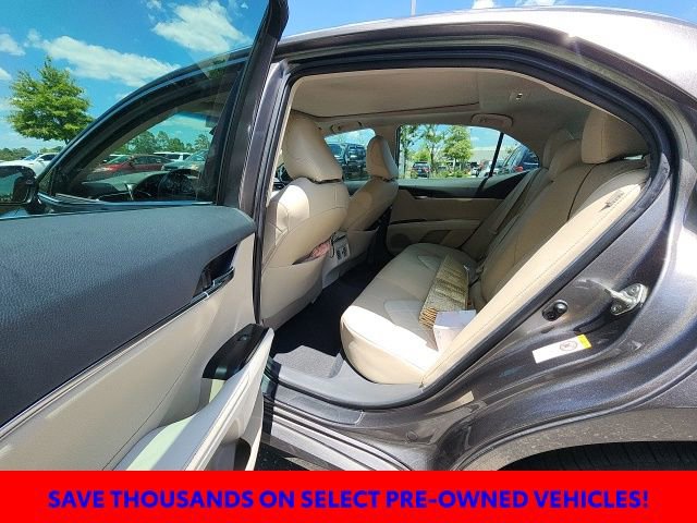 Used 2018 Toyota Camry XLE w/ Driver Assist Package FWD image 23