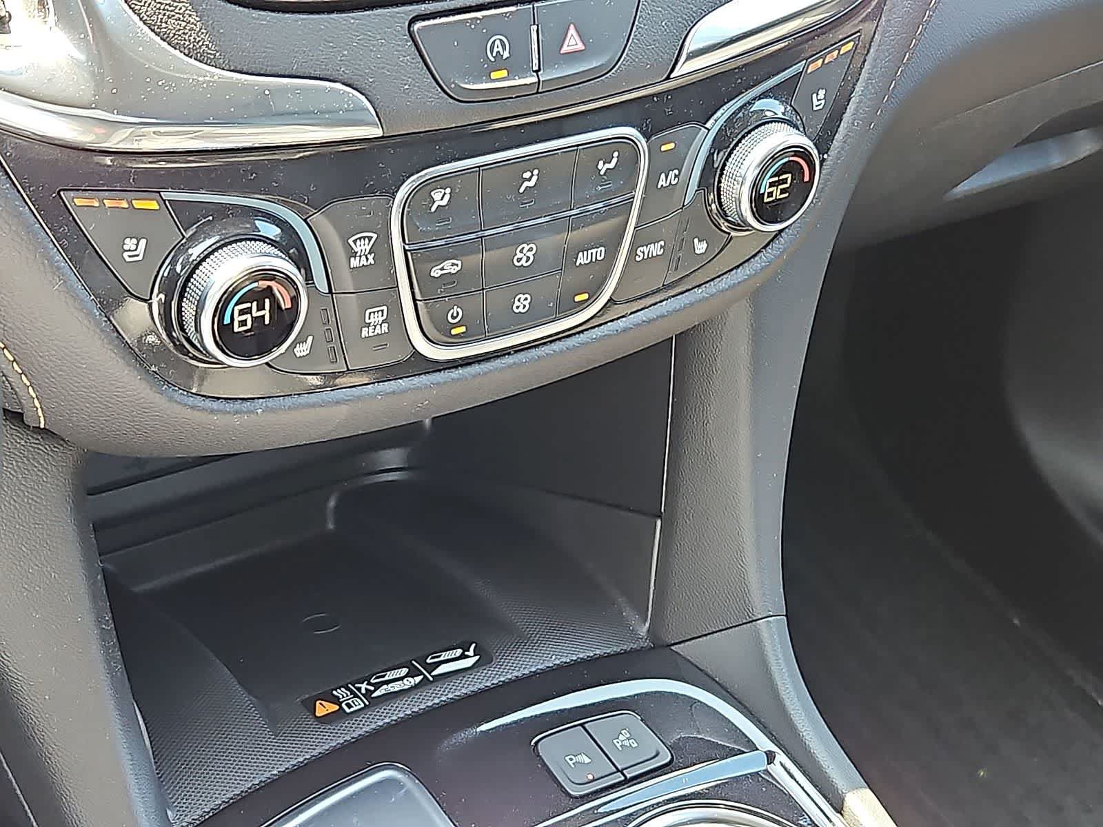 Used 2024 Chevrolet Equinox Premier FWD image 24